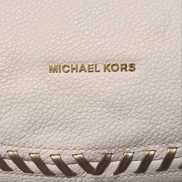 MICHAEL KORS Lauryn Large Shoulder Tote - Picture 7 of 16